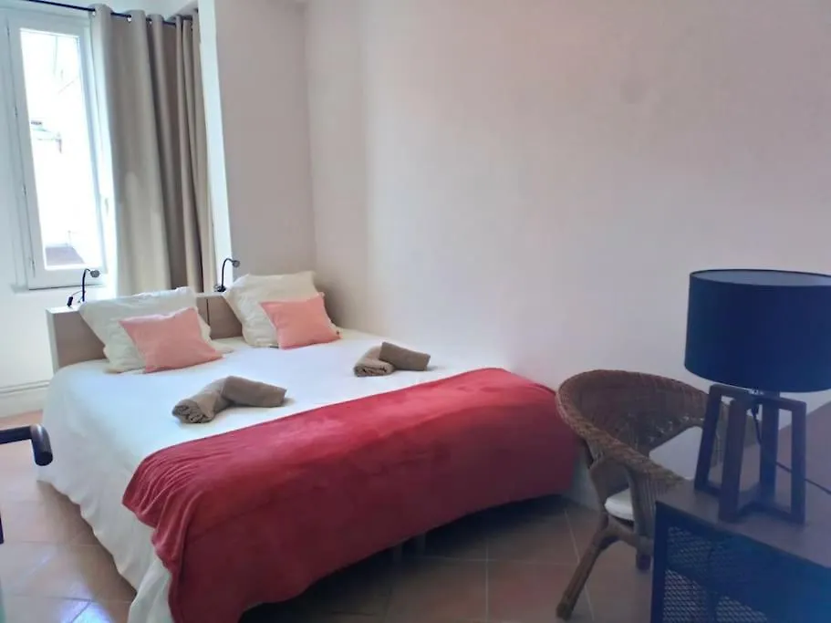 Appartement 80 M2 Au Coeur De Vichy 0*,  France